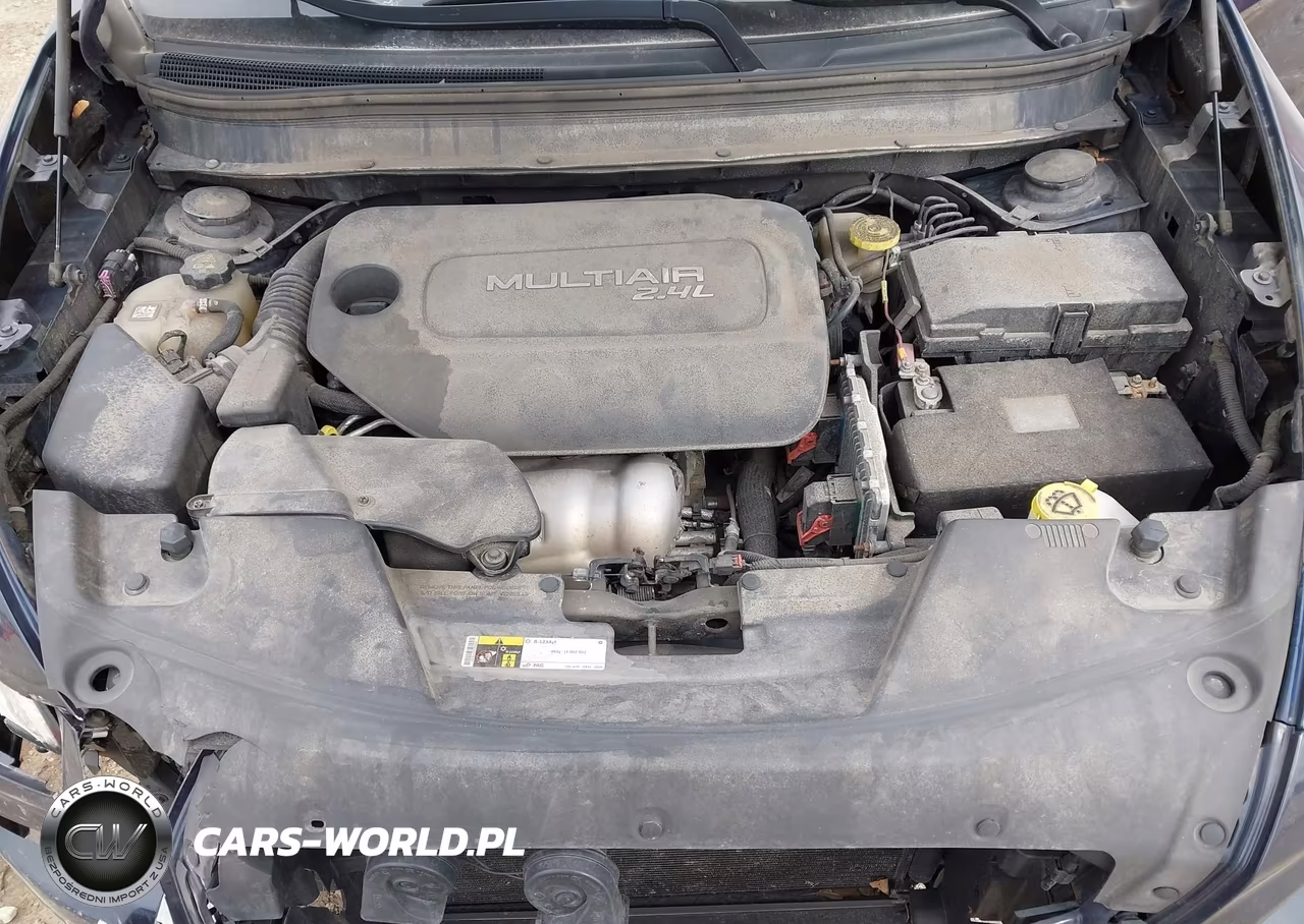 2015 Jeep Cherokee Sport VIN:1C4PJMAB3FW735130 - 10