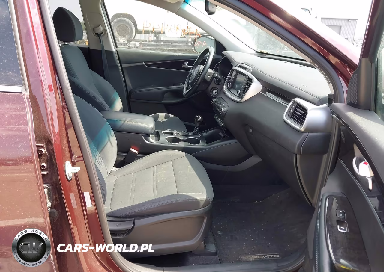 2018 Kia Sorento 2.4L Lx VIN:5XYPGDA38JG412561 - 5
