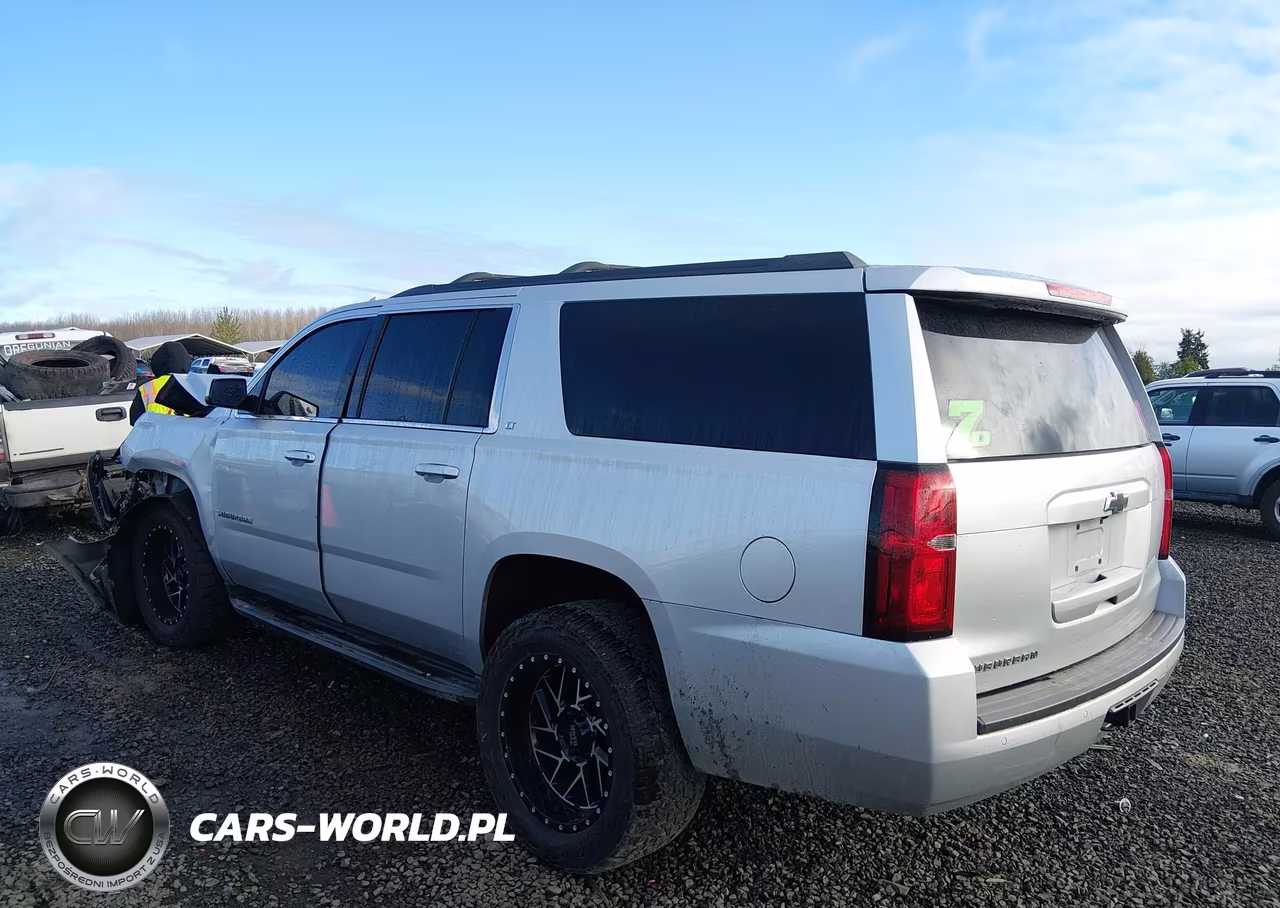 2017 Chevrolet Suburban Lt VIN:1GNSKHKC1HR361891 - 3