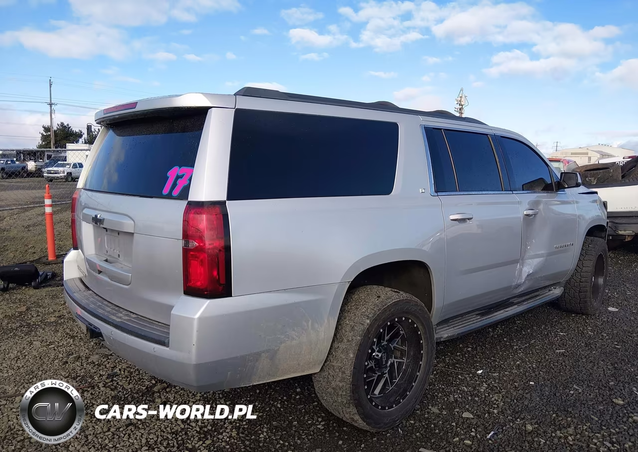 2017 Chevrolet Suburban Lt VIN:1GNSKHKC1HR361891 - 4