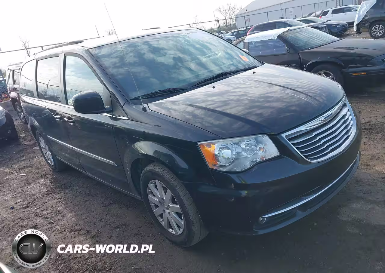 2016 Chrysler Town & Country Touring