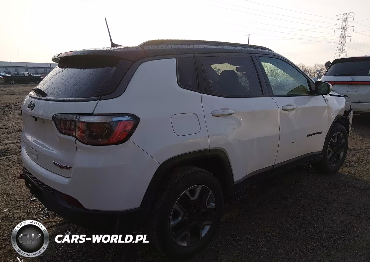 2017 Jeep New Compass Trailhawk 4X4 VIN:3C4NJDDB5HT630746 - 4