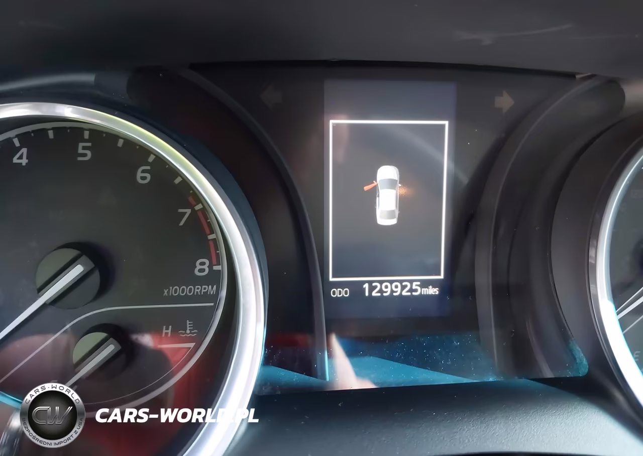 2018 Toyota Camry Se VIN:4T1B11HK6JU046083 - 15