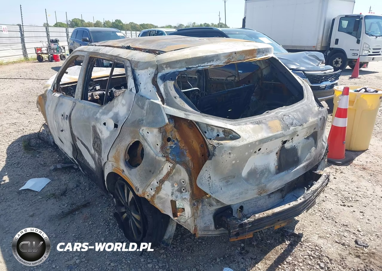 2018 Nissan Kicks Sv VIN:3N1CP5CU6JL506539 - 3