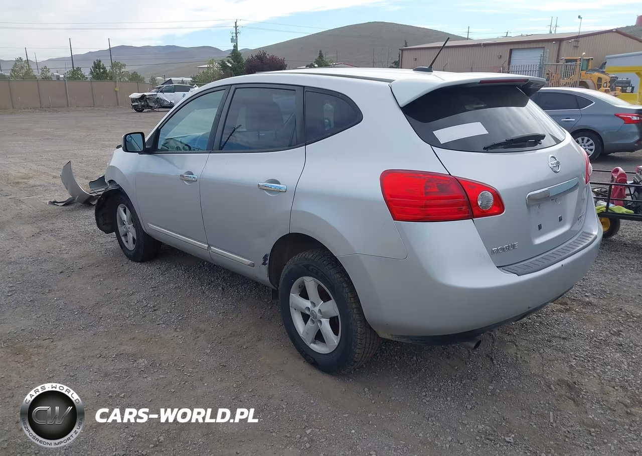 2013 Nissan Rogue S VIN:JN8AS5MV4DW147513 - 3