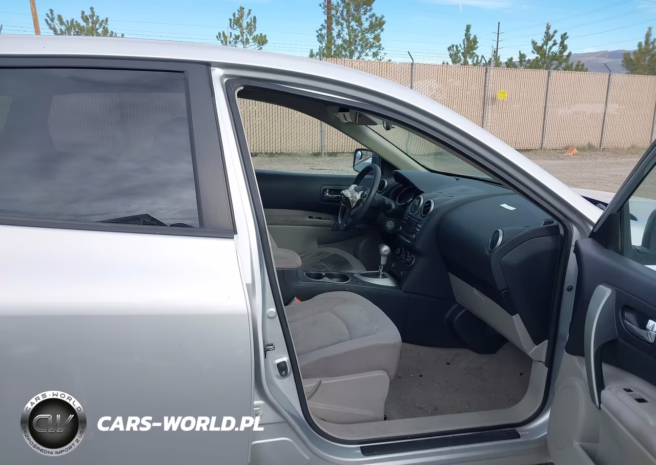 2013 Nissan Rogue S VIN:JN8AS5MV4DW147513 - 5
