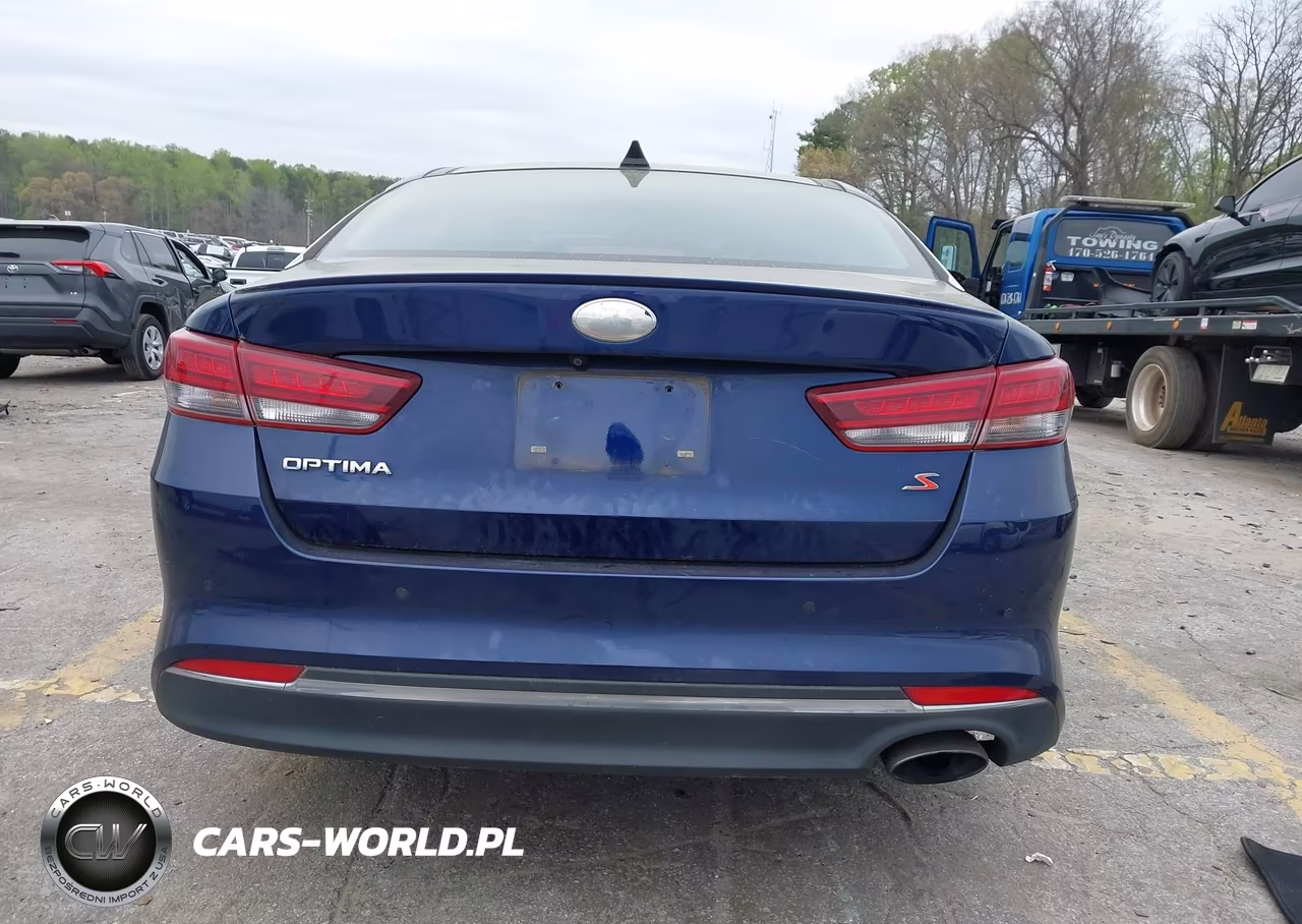 2018 Kia Optima S VIN:5XXGT4L37JG247373 - 16