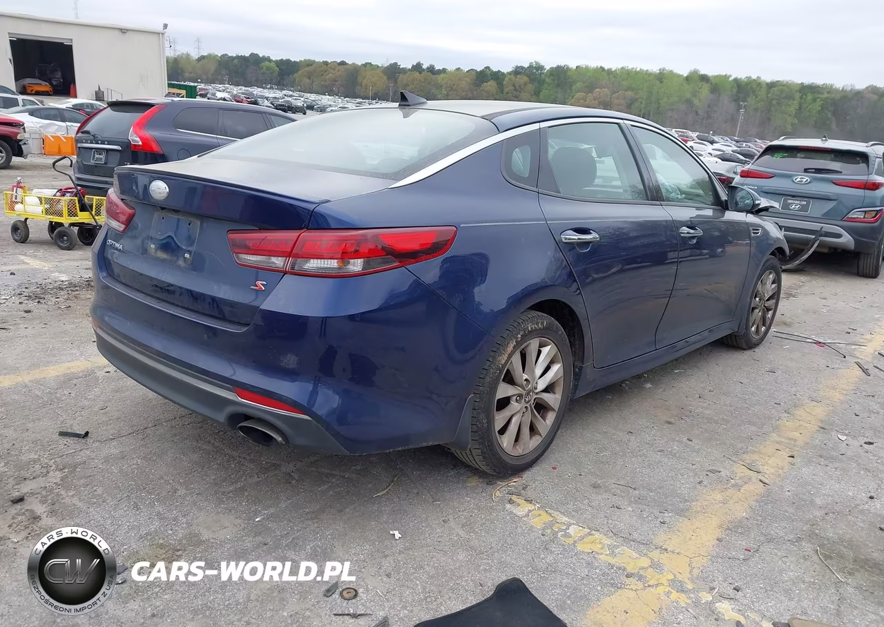 2018 Kia Optima S VIN:5XXGT4L37JG247373 - 4