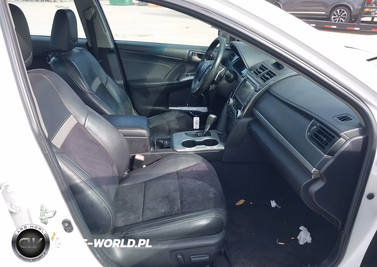 2014 Toyota Camry Se VIN:4T1BF1FK4EU833060 - 5