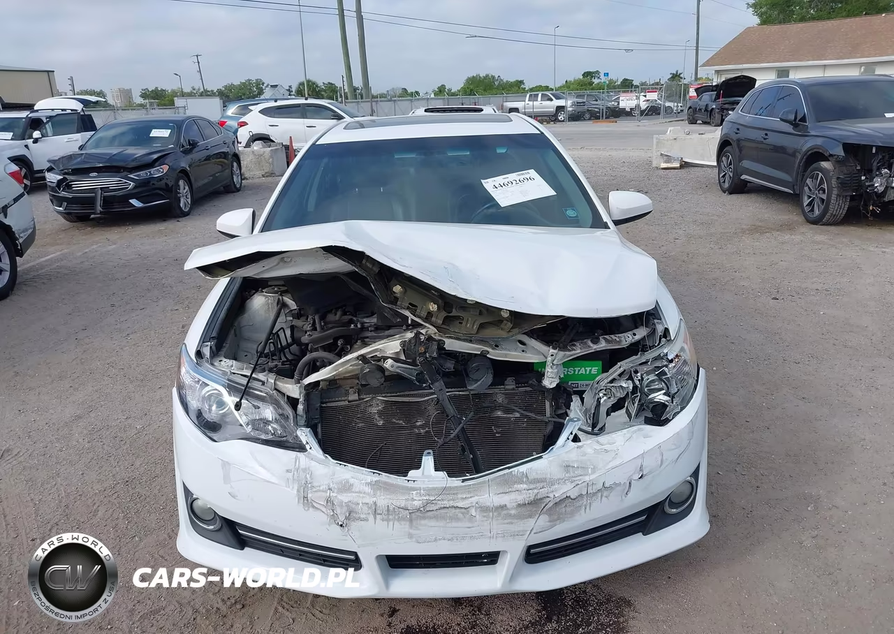 2014 Toyota Camry Se VIN:4T1BF1FK4EU833060 - 6
