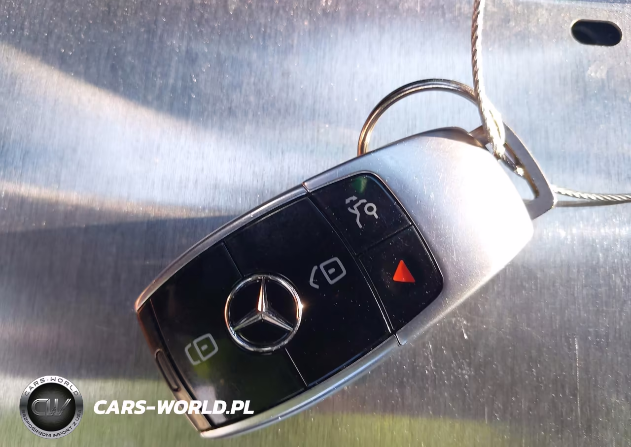 2017 Mercedes-Benz E 300 VIN:WDDZF4JB3HA108623 - 11