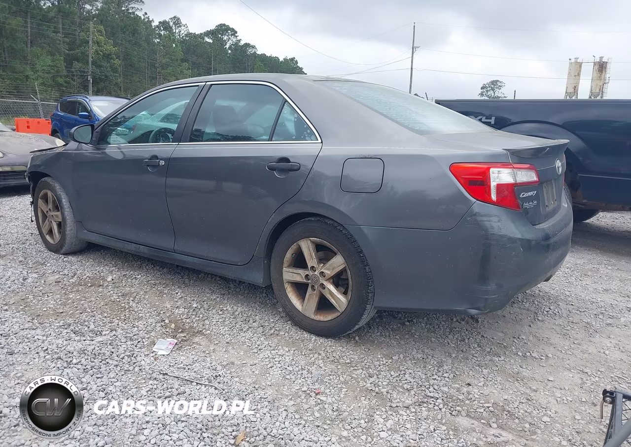 2013 Toyota Camry Se VIN:4T1BF1FK6DU218296 - 3