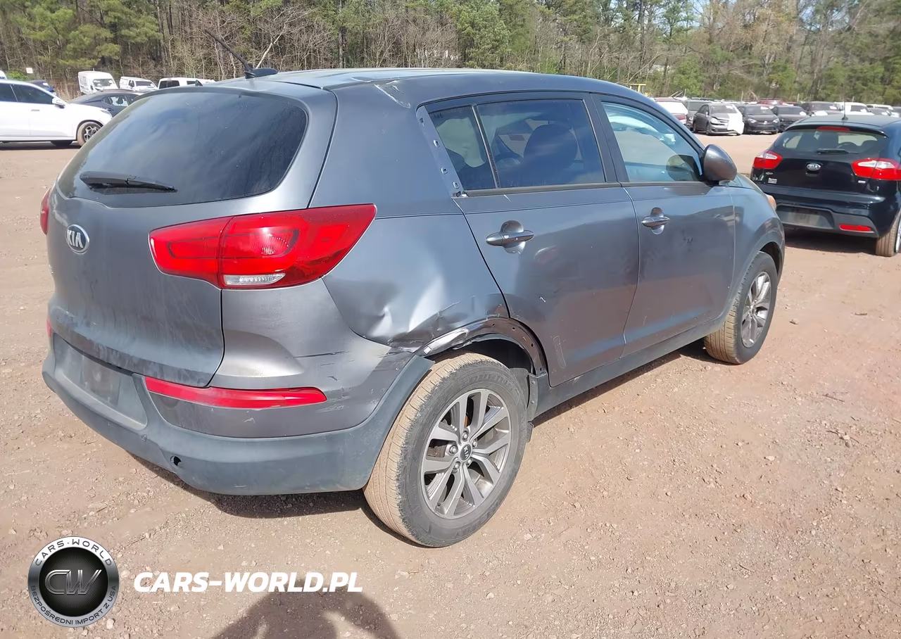 2016 Kia Sportage Lx VIN:KNDPB3AC3G7800456 - 4