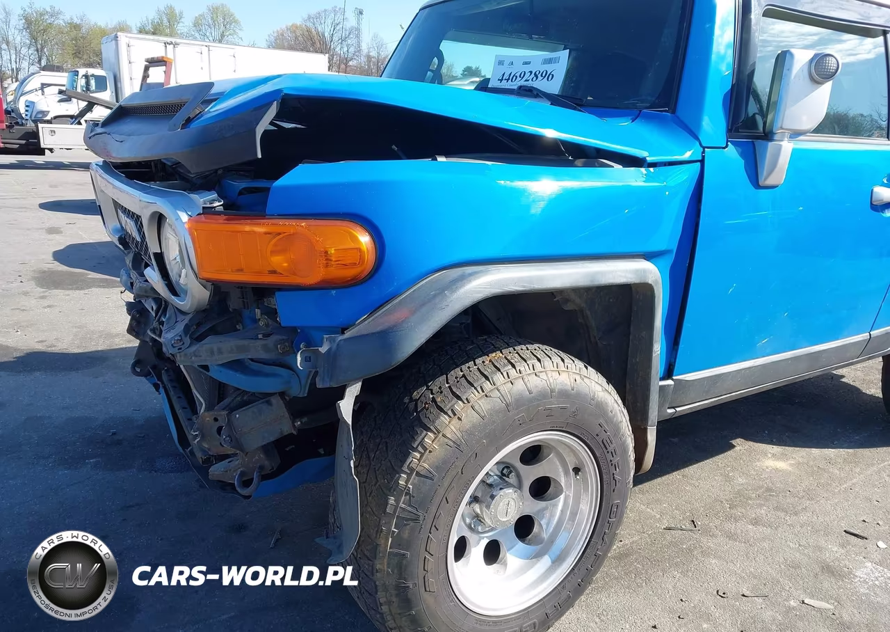 2007 Toyota Fj Cruiser VIN:JTEZU11F570001137 - 6