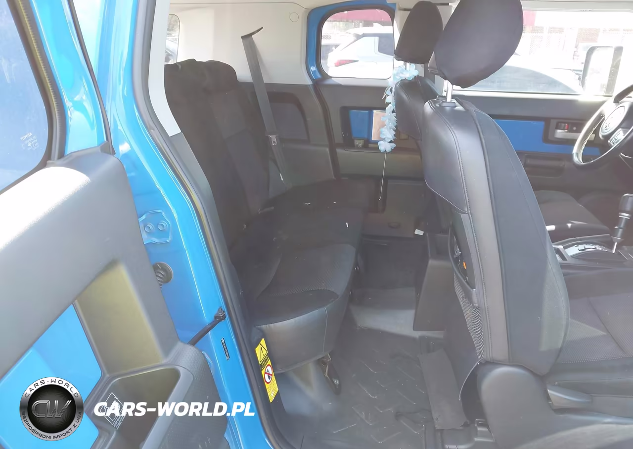 2007 Toyota Fj Cruiser VIN:JTEZU11F570001137 - 8