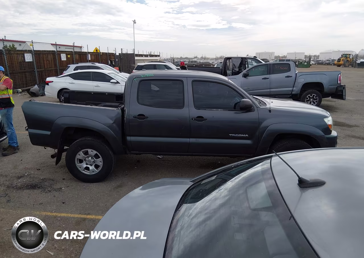 2009 Toyota Tacoma Base V6 VIN:3TMLU42N69M034701 - 14