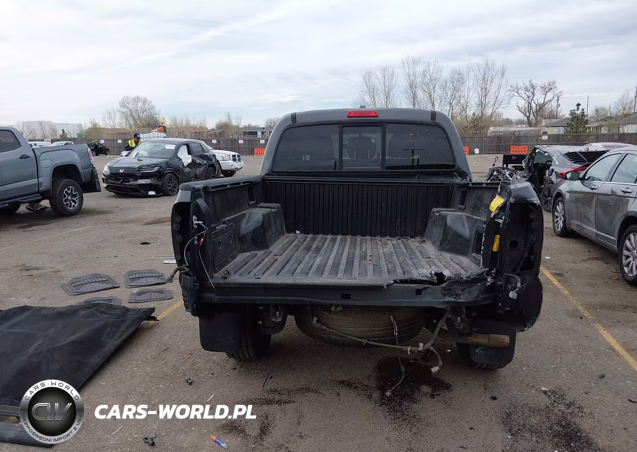 2009 Toyota Tacoma Base V6 VIN:3TMLU42N69M034701 - 17