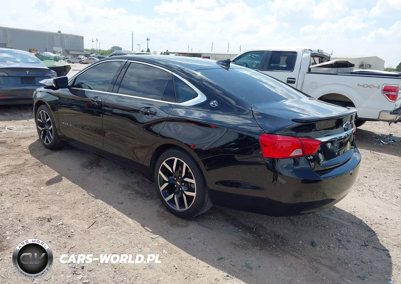 2018 Chevrolet Impala 1Lt VIN:2G1105S3XJ9177762 - 3