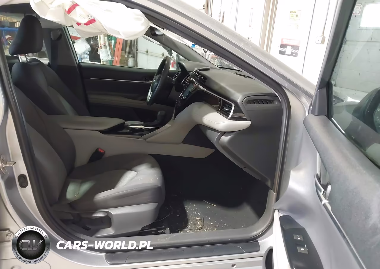 2020 Toyota Camry Le VIN:4T1L11AK0LU946897 - 5
