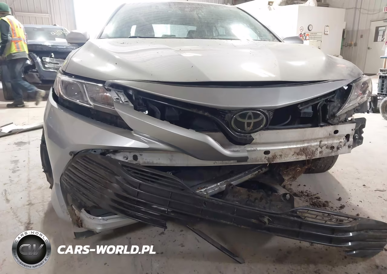 2020 Toyota Camry Le VIN:4T1L11AK0LU946897 - 6