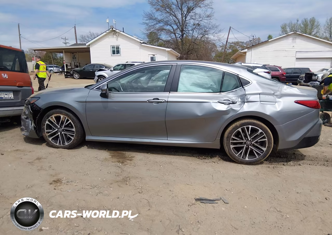 2025 Toyota Camry Xle VIN:4T1DAACK3SU570308 - 15