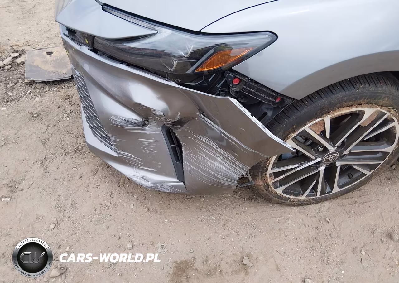 2025 Toyota Camry Xle VIN:4T1DAACK3SU570308 - 6