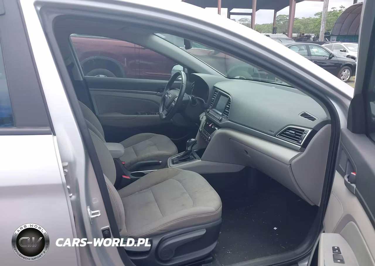 2018 Hyundai Elantra Value Edition VIN:5NPD84LF7JH354765 - 5