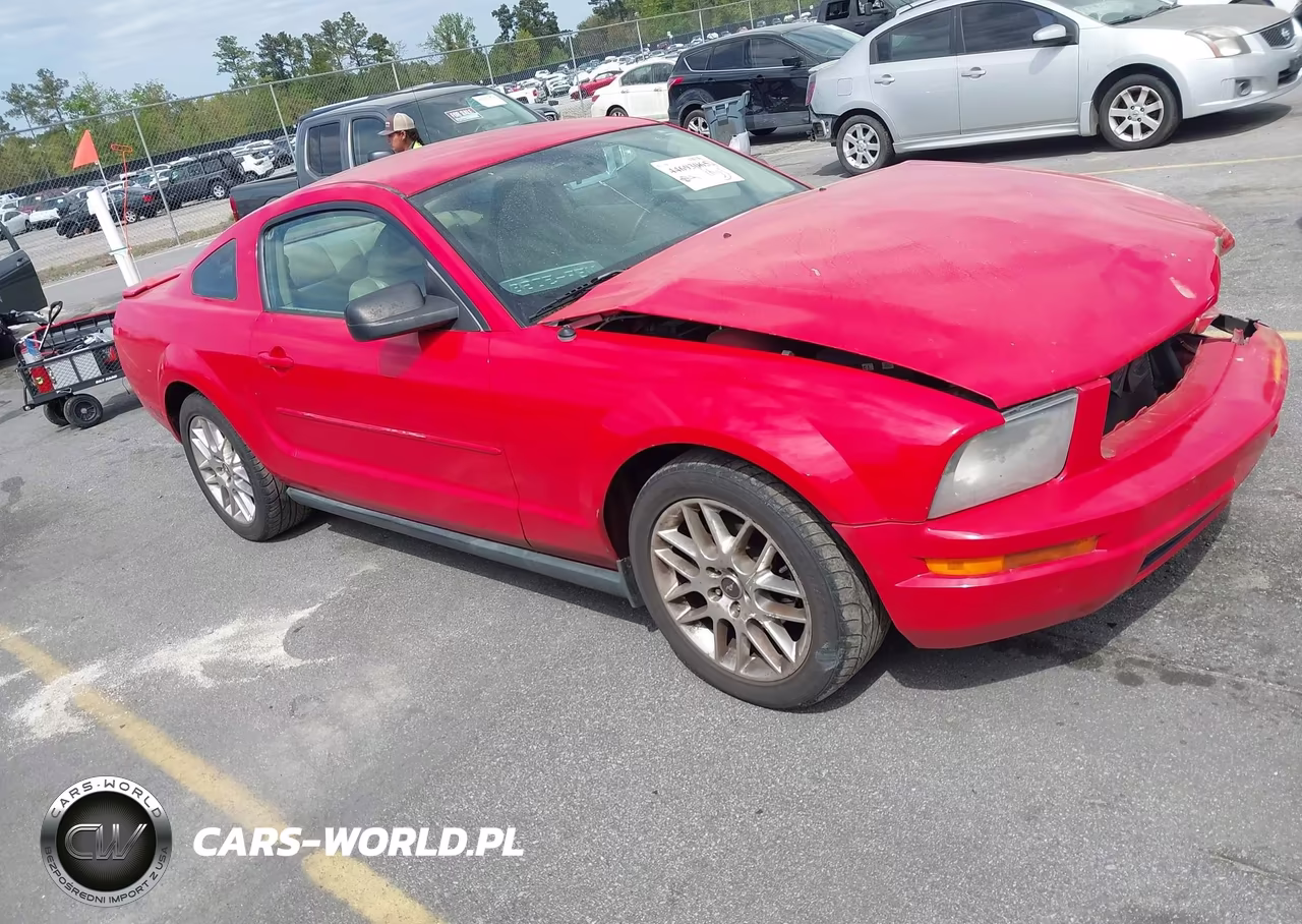 2007 Ford Mustang V6 Deluxe-V6 Premium