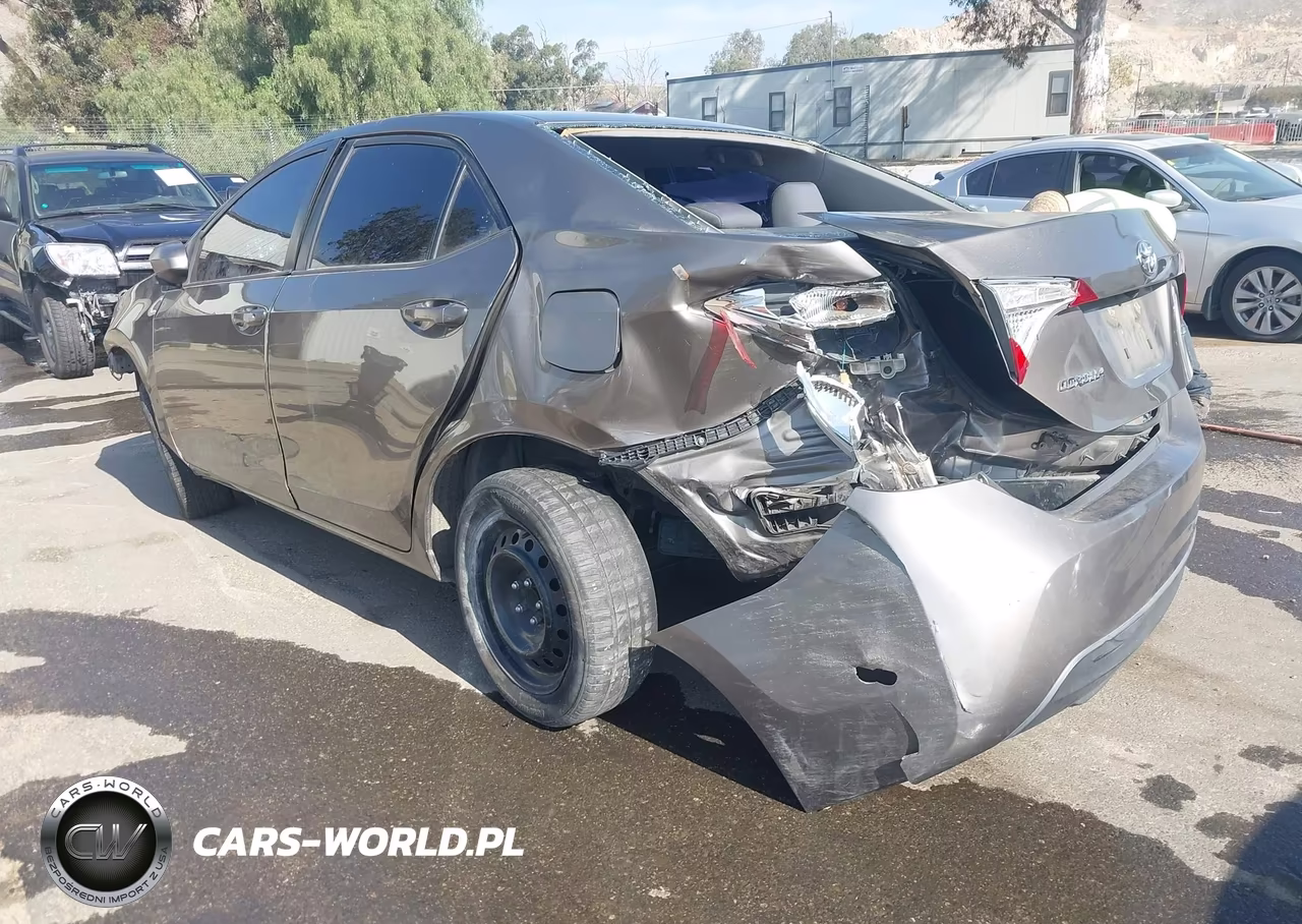 2018 Toyota Corolla Le VIN:2T1BURHE5JC987820 - 3