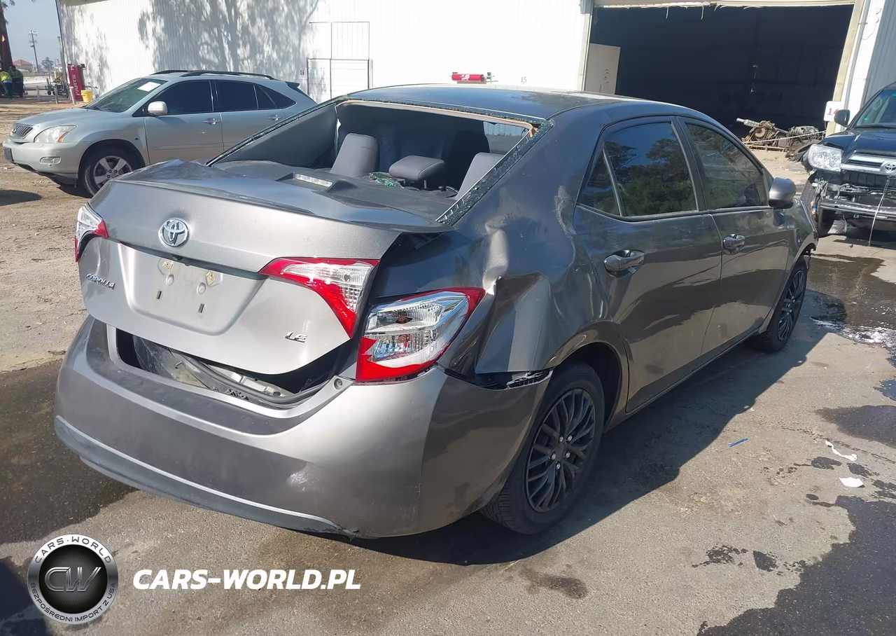 2018 Toyota Corolla Le VIN:2T1BURHE5JC987820 - 4