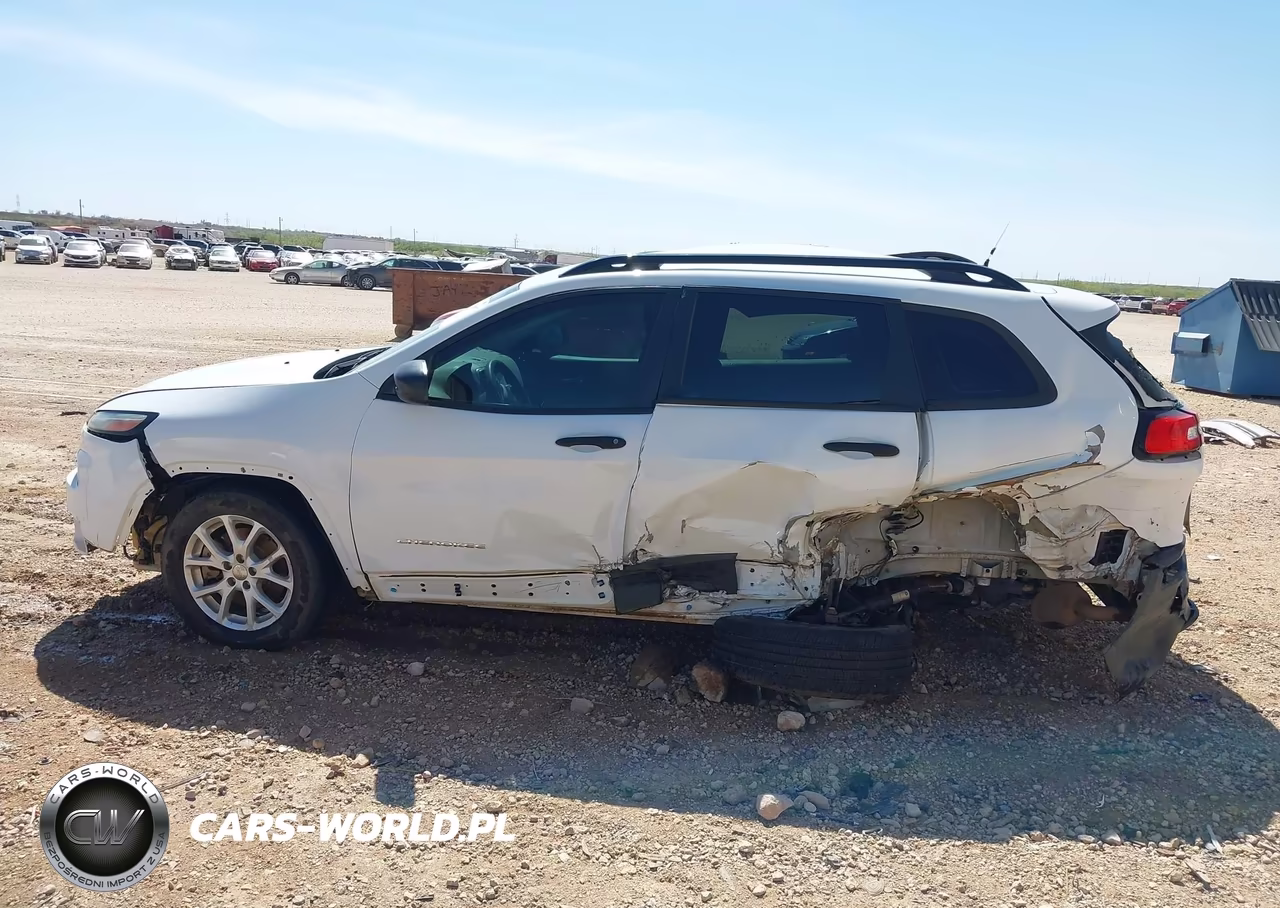2016 Jeep Cherokee Sport VIN:1C4PJLAB7GW107339 - 15