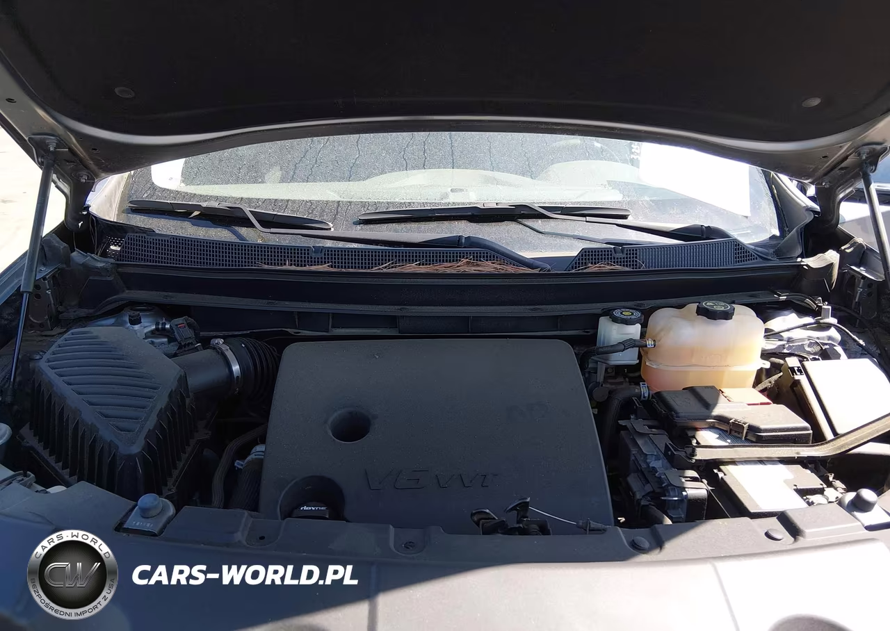 2019 Chevrolet Traverse Premier VIN:1GNERKKW9KJ135524 - 10