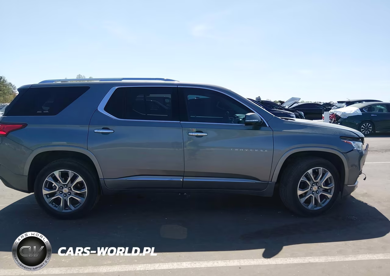 2019 Chevrolet Traverse Premier VIN:1GNERKKW9KJ135524 - 13