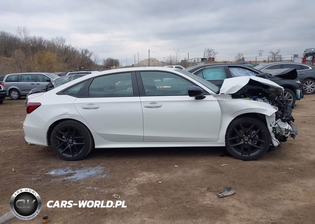 2025 Honda Civic Sport VIN:2HGFE2F51SH575346 - 13
