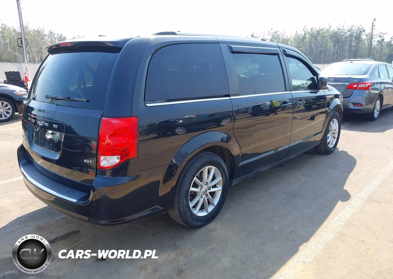 2020 Dodge Grand Caravan Sxt VIN:2C4RDGCGXLR153573 - 4