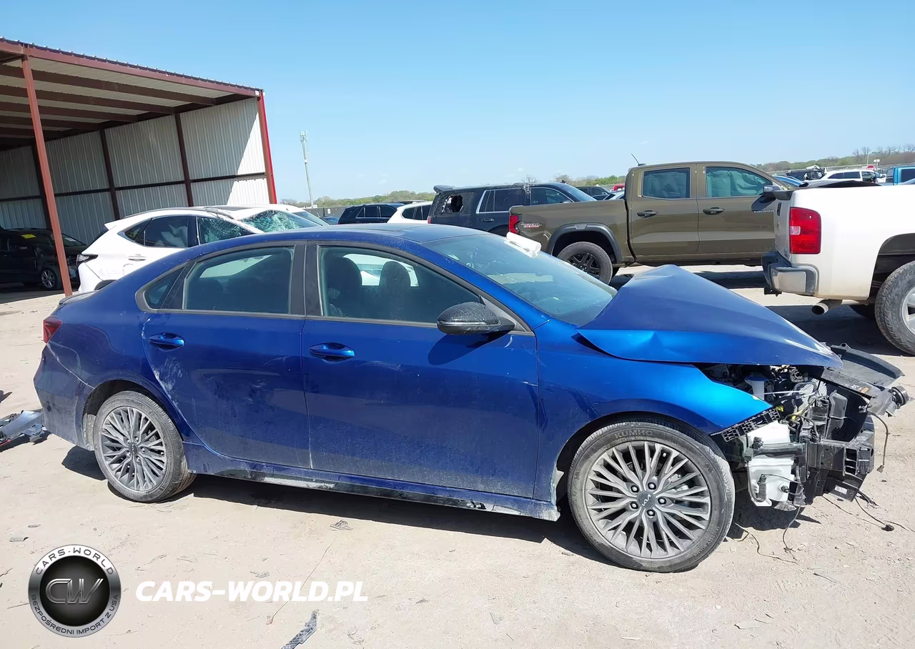 2024 Kia Forte Gt-Line VIN:3KPF54AD0RE793289 - 13