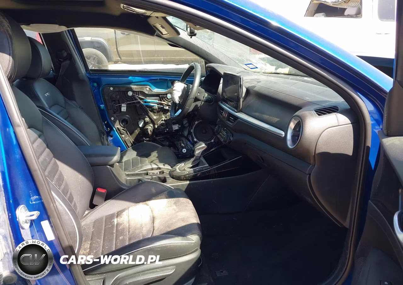 2024 Kia Forte Gt-Line VIN:3KPF54AD0RE793289 - 5