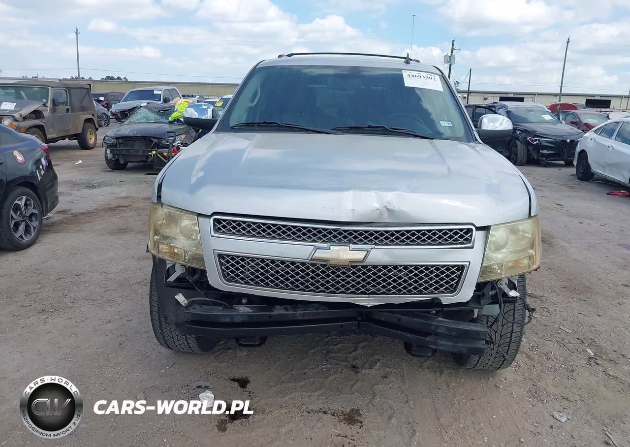 2011 Chevrolet Tahoe Lt VIN:1GNSCBE05BR120807 - 13
