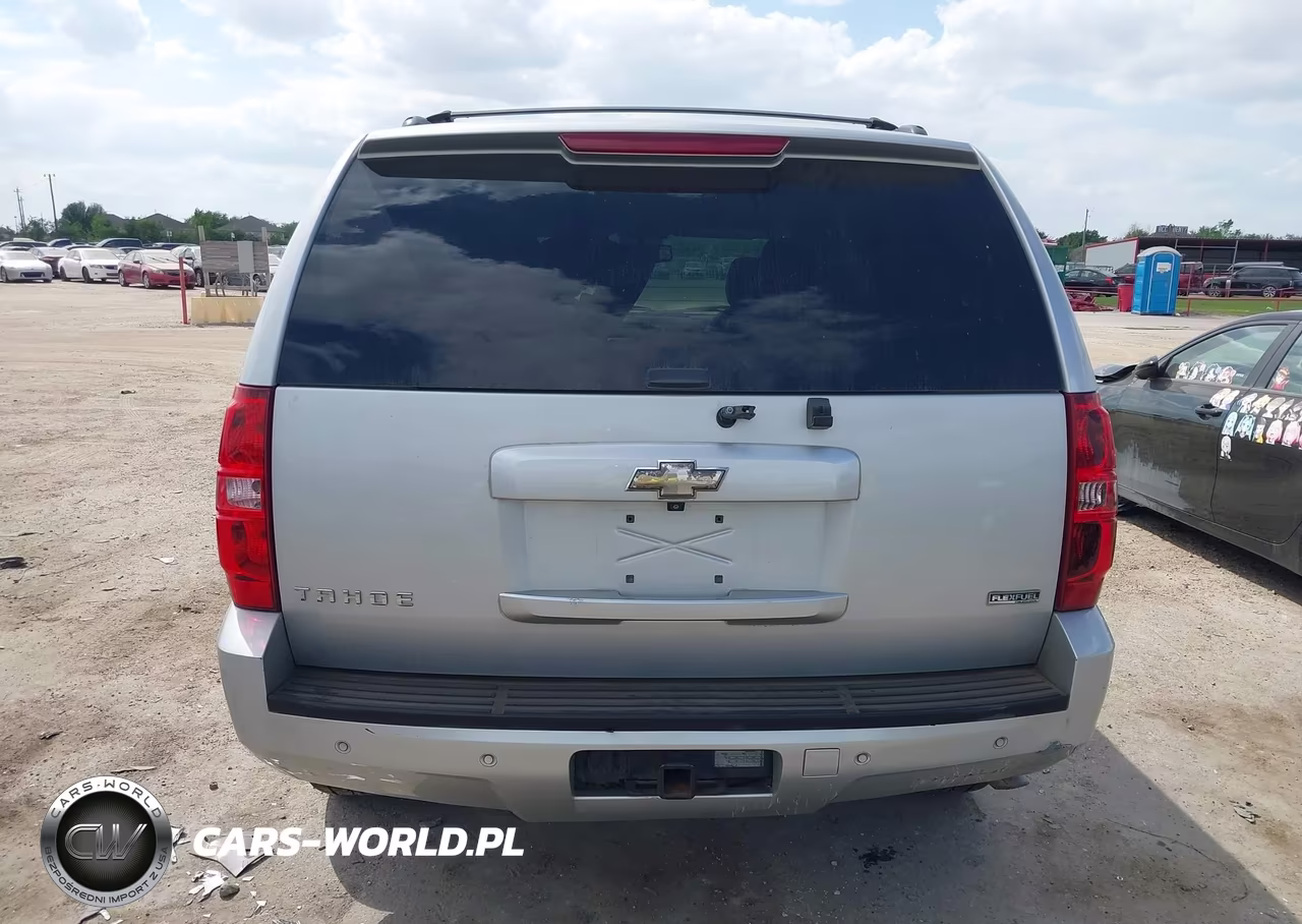 2011 Chevrolet Tahoe Lt VIN:1GNSCBE05BR120807 - 17