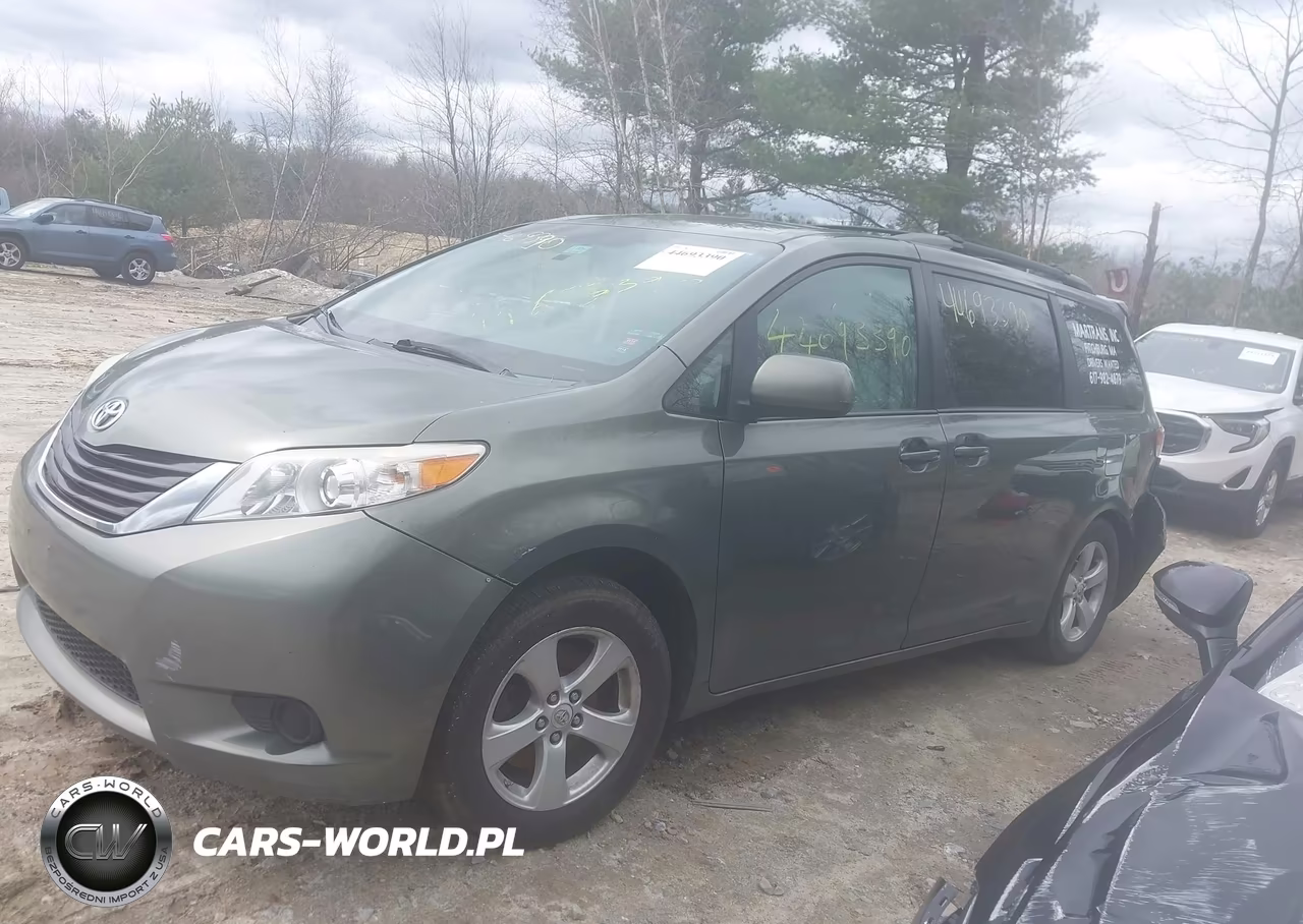 2012 Toyota Sienna Le V6 8 Passenger VIN:5TDKK3DCXCS212687 - 15