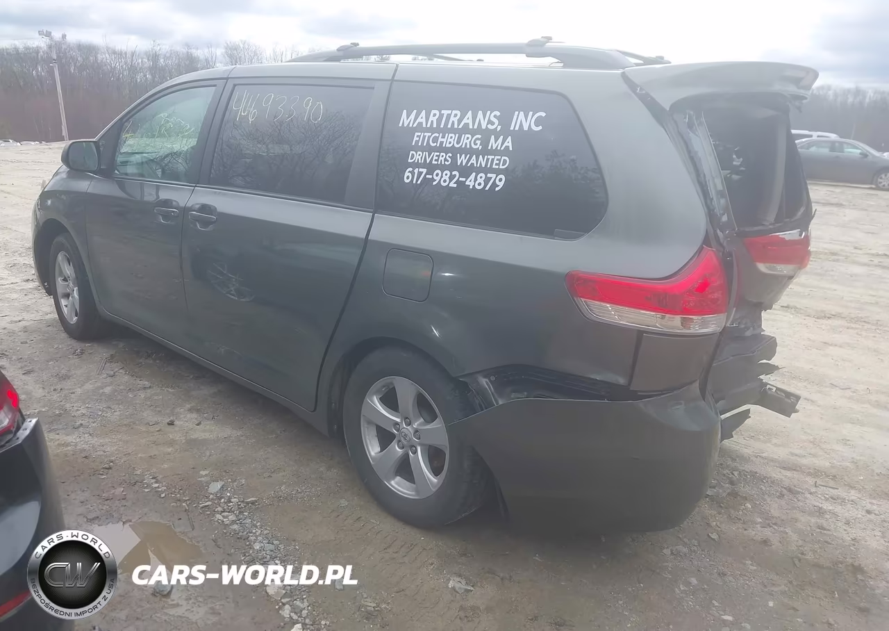 2012 Toyota Sienna Le V6 8 Passenger VIN:5TDKK3DCXCS212687 - 3