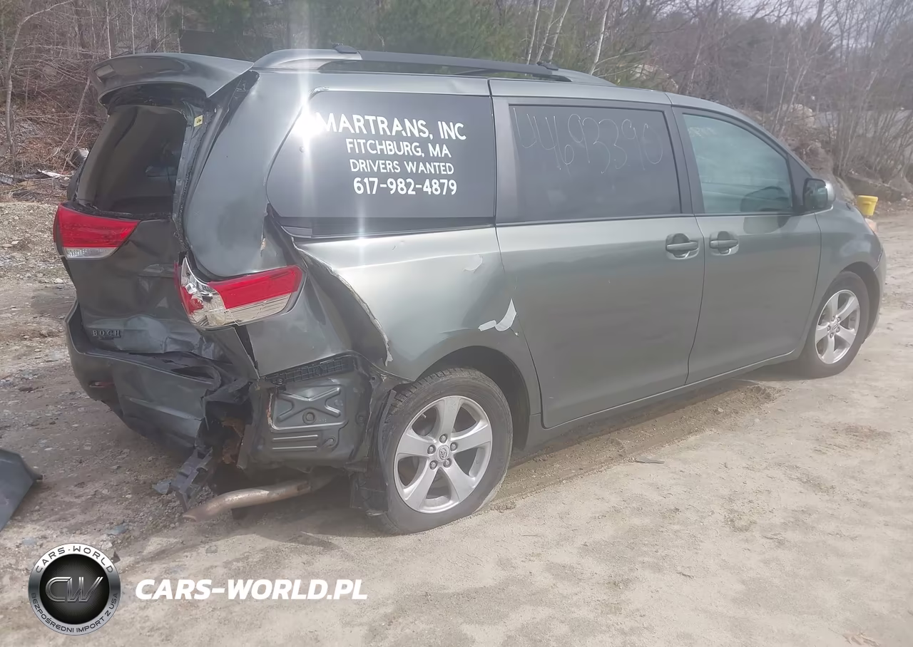 2012 Toyota Sienna Le V6 8 Passenger VIN:5TDKK3DCXCS212687 - 4