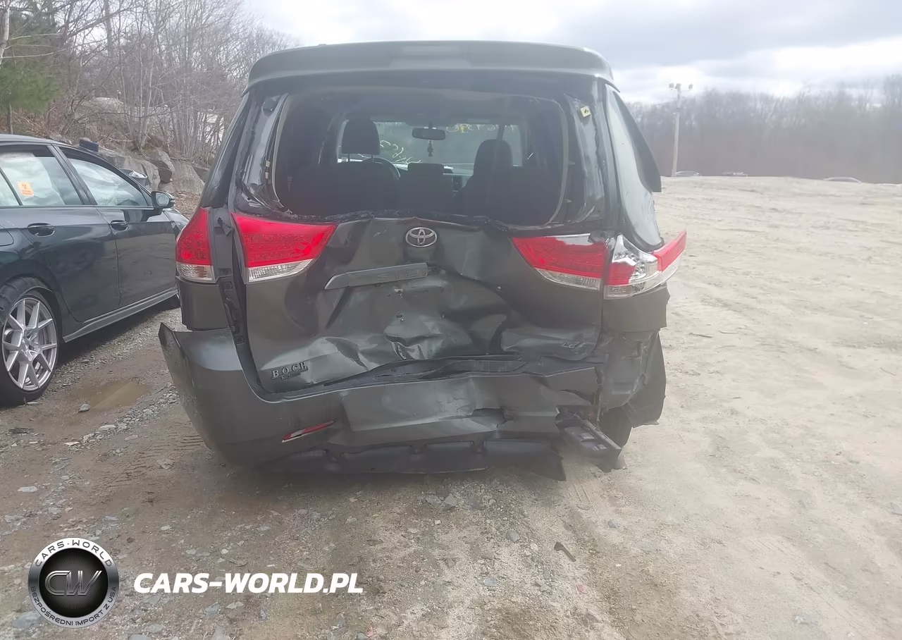2012 Toyota Sienna Le V6 8 Passenger VIN:5TDKK3DCXCS212687 - 6