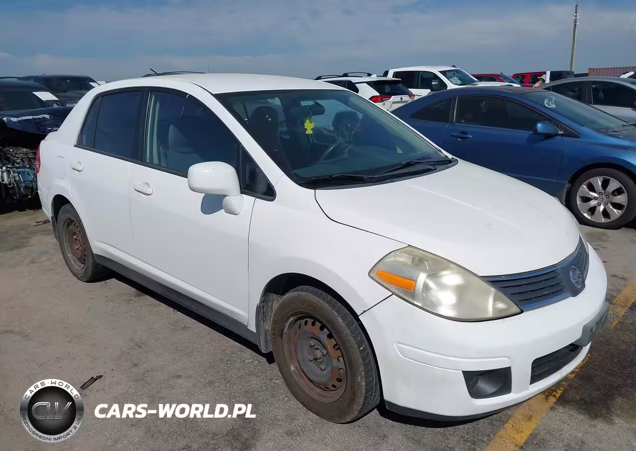 2009 Nissan Versa 1.8S