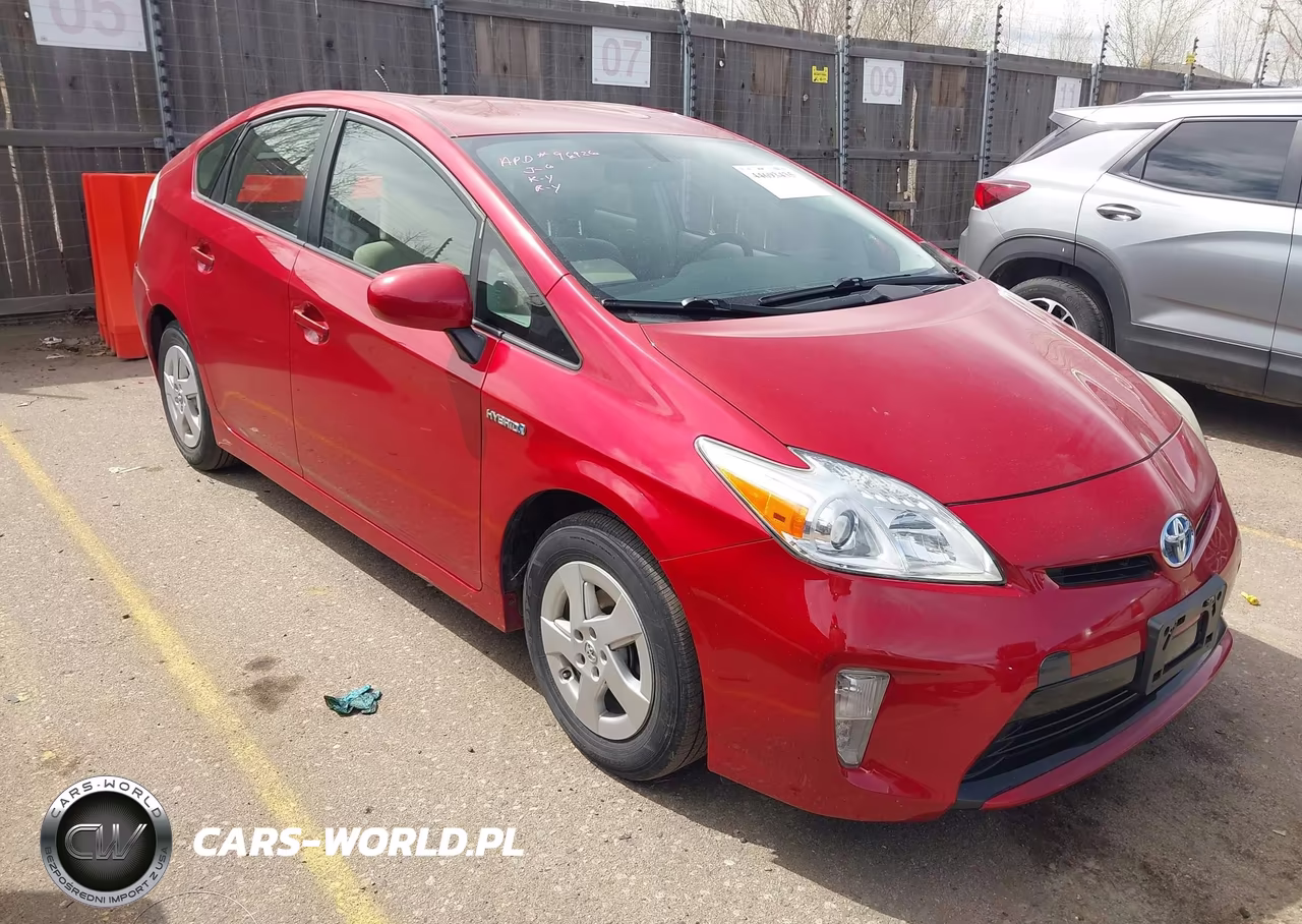 TOYOTA PRIUS