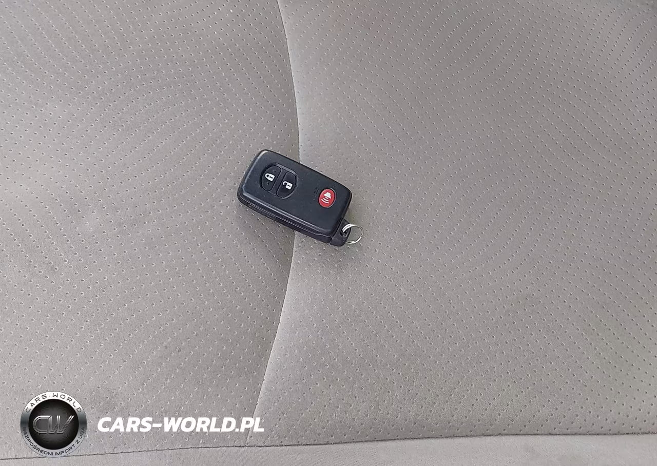 TOYOTA PRIUS VIN:JTDKN3DU4A0239920 - 11