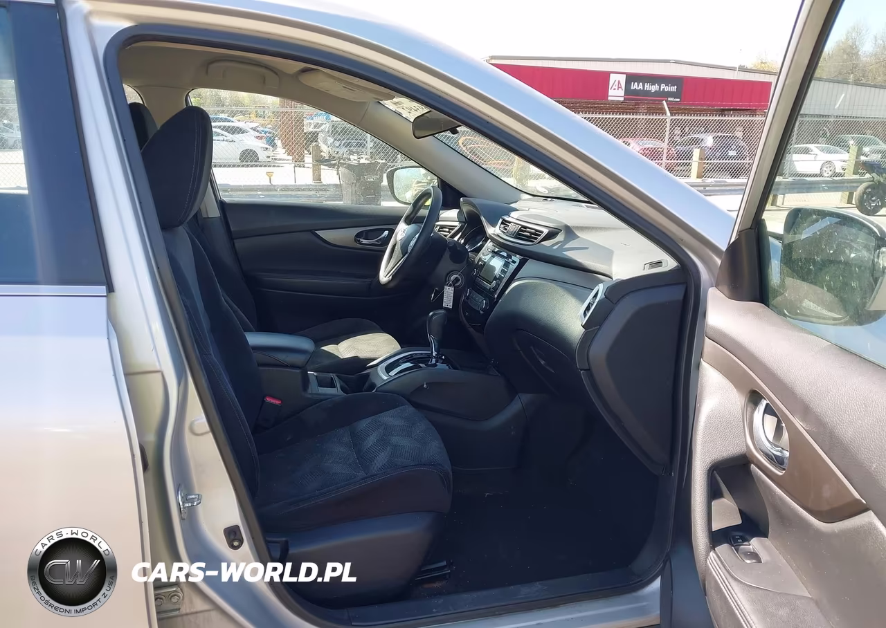 2014 Nissan Rogue S VIN:5N1AT2MV9EC753315 - 5
