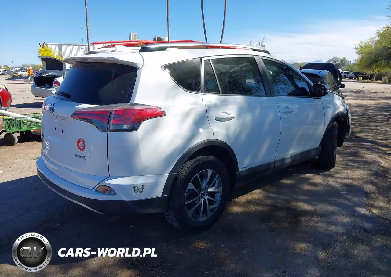 2018 Toyota Rav4 Hybrid Le VIN:JTMRJREV2JD200224 - 4