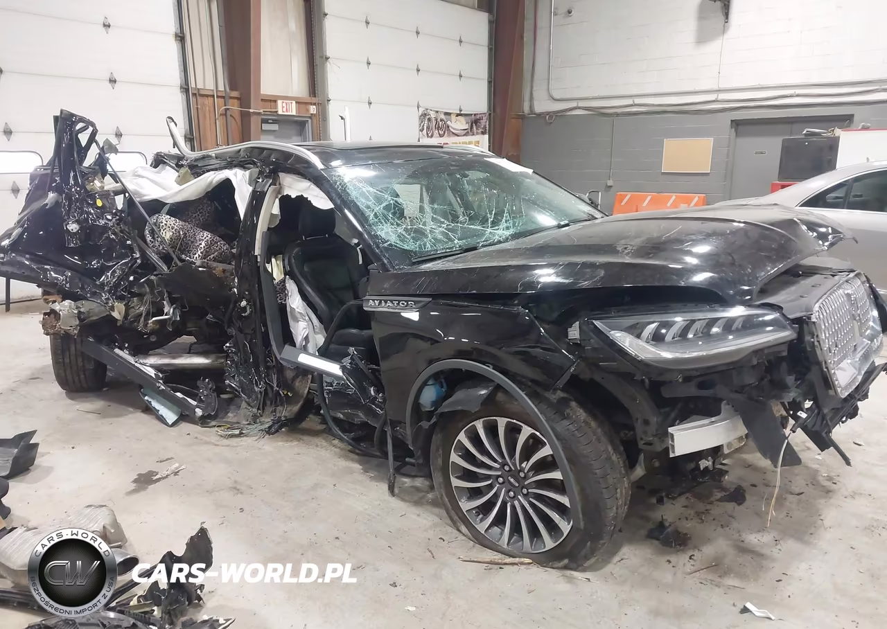 2022 Lincoln Aviator Standard