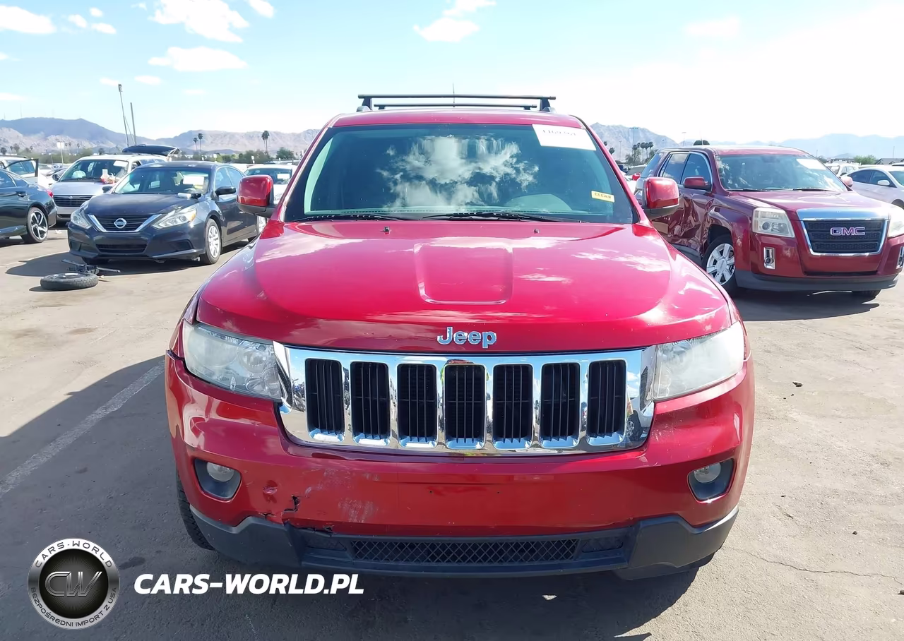 2011 Jeep Grand Cherokee Laredo VIN:1J4RS4GG9BC513612 - 13